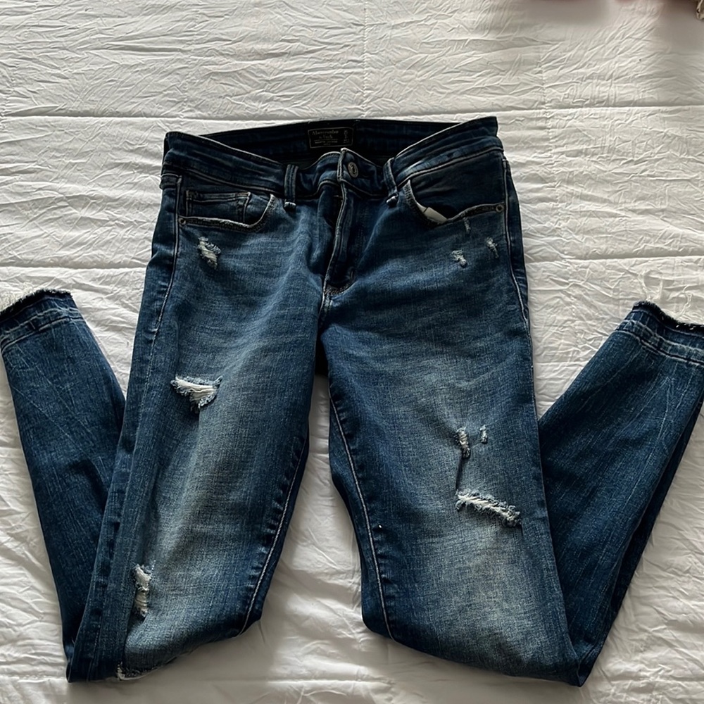 Abercrombie Harper Low Rise Ankle Jean